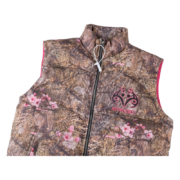 SP5DER Real Tree Puffer Vest featuring a classic camouflage pattern, insulated down, and a durable water-resistant shell.